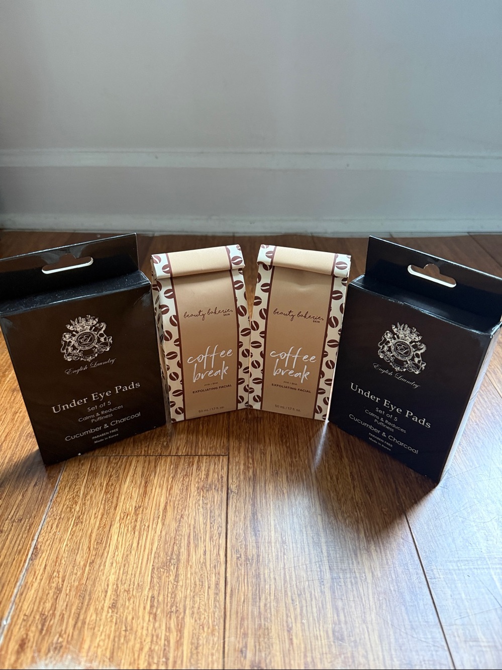 English Laundry Under Eye Pads & Beauty Bakerie Coffee Break Facials Bundle